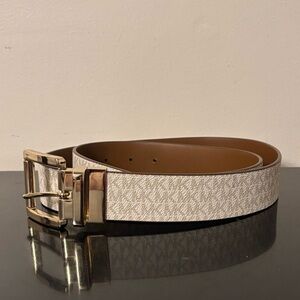 Michael Kors Reversible Genuine Leather Women's Belt tan and white